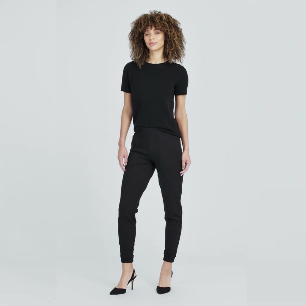 Women’s Spanx Perfect Pants Joggers in Black (Small)